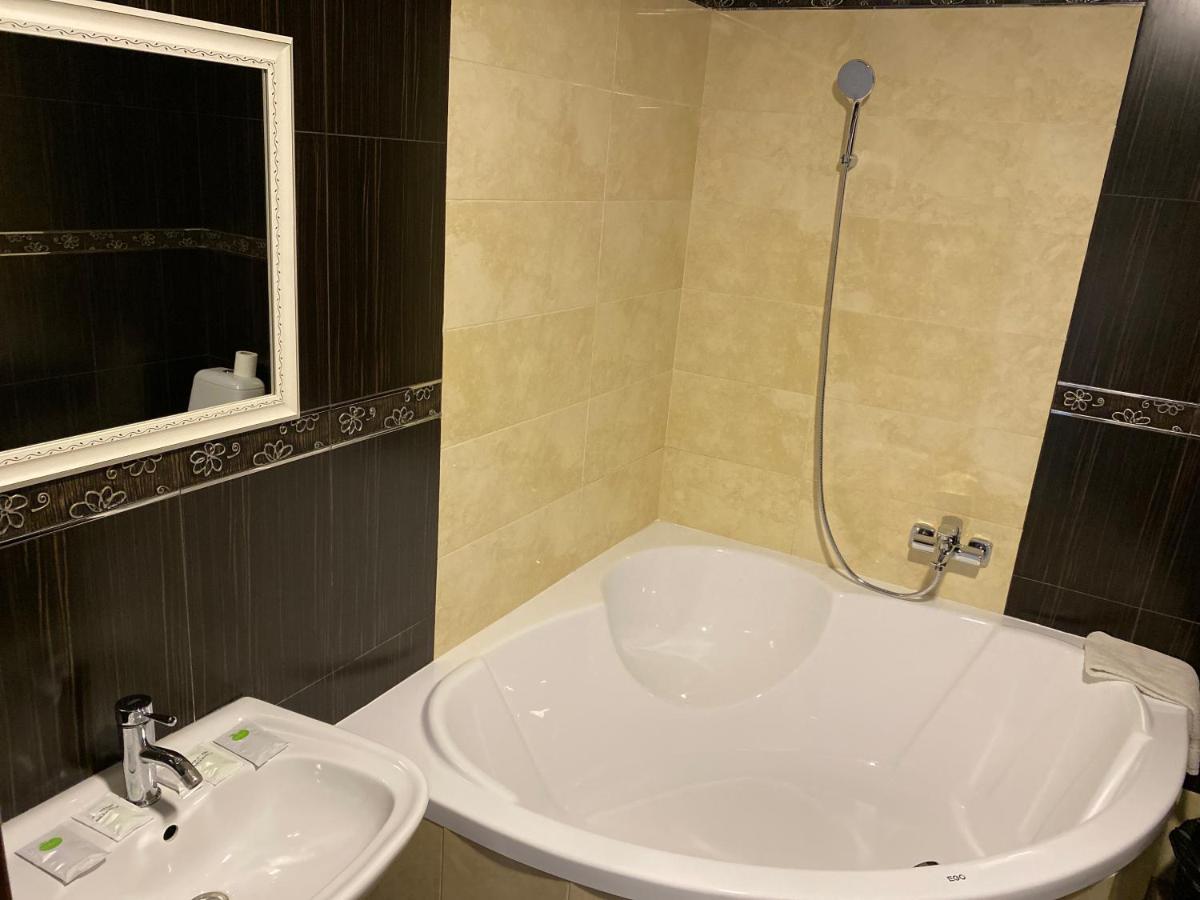 Ness Готельно-Ресторанний Комплекс Krupa Extérieur photo