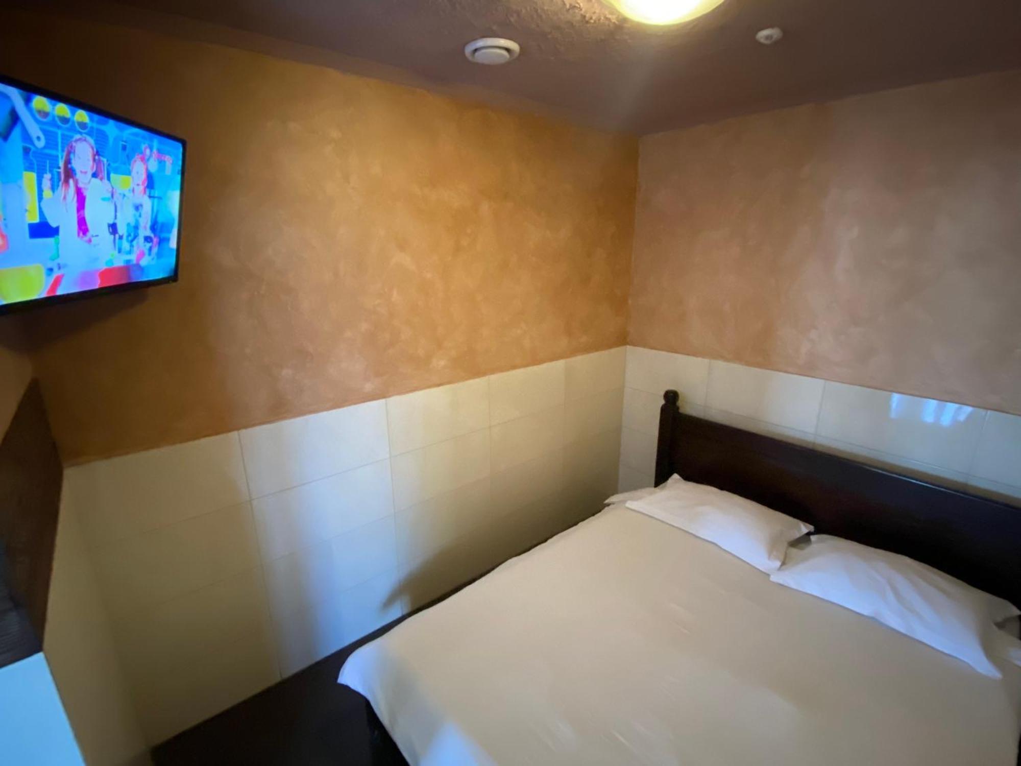 Ness Готельно-Ресторанний Комплекс Krupa Chambre photo